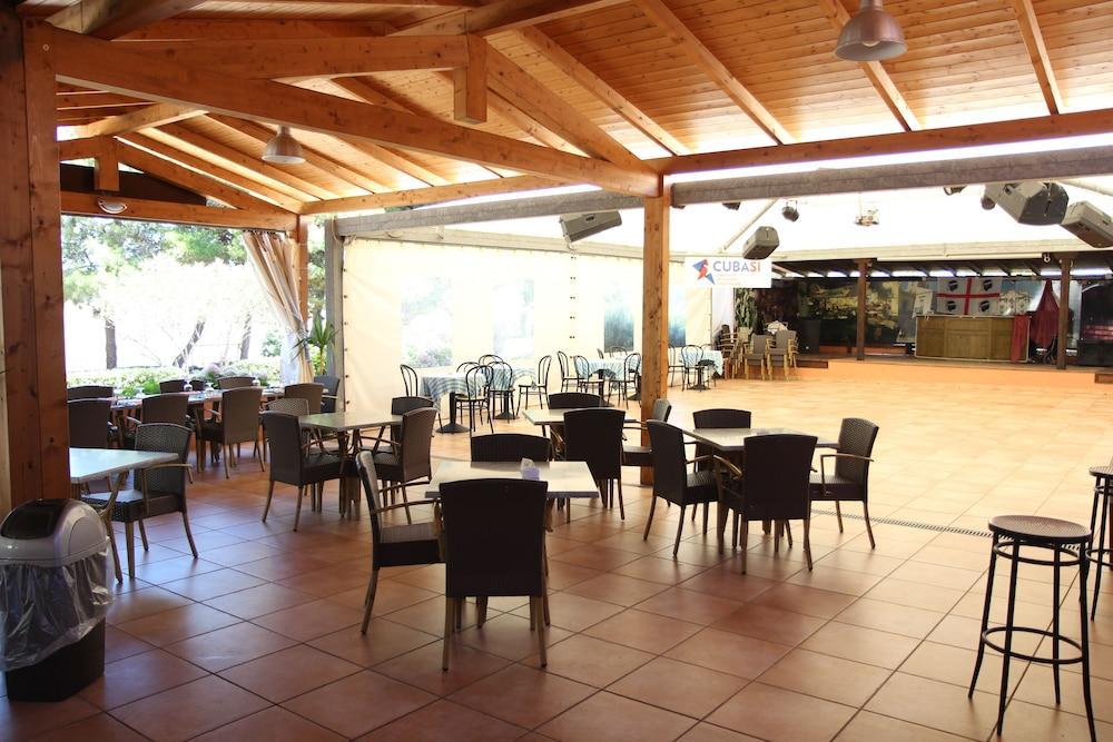 Marina Manna Hotel And Club Village Valledoria  Dış mekan fotoğraf