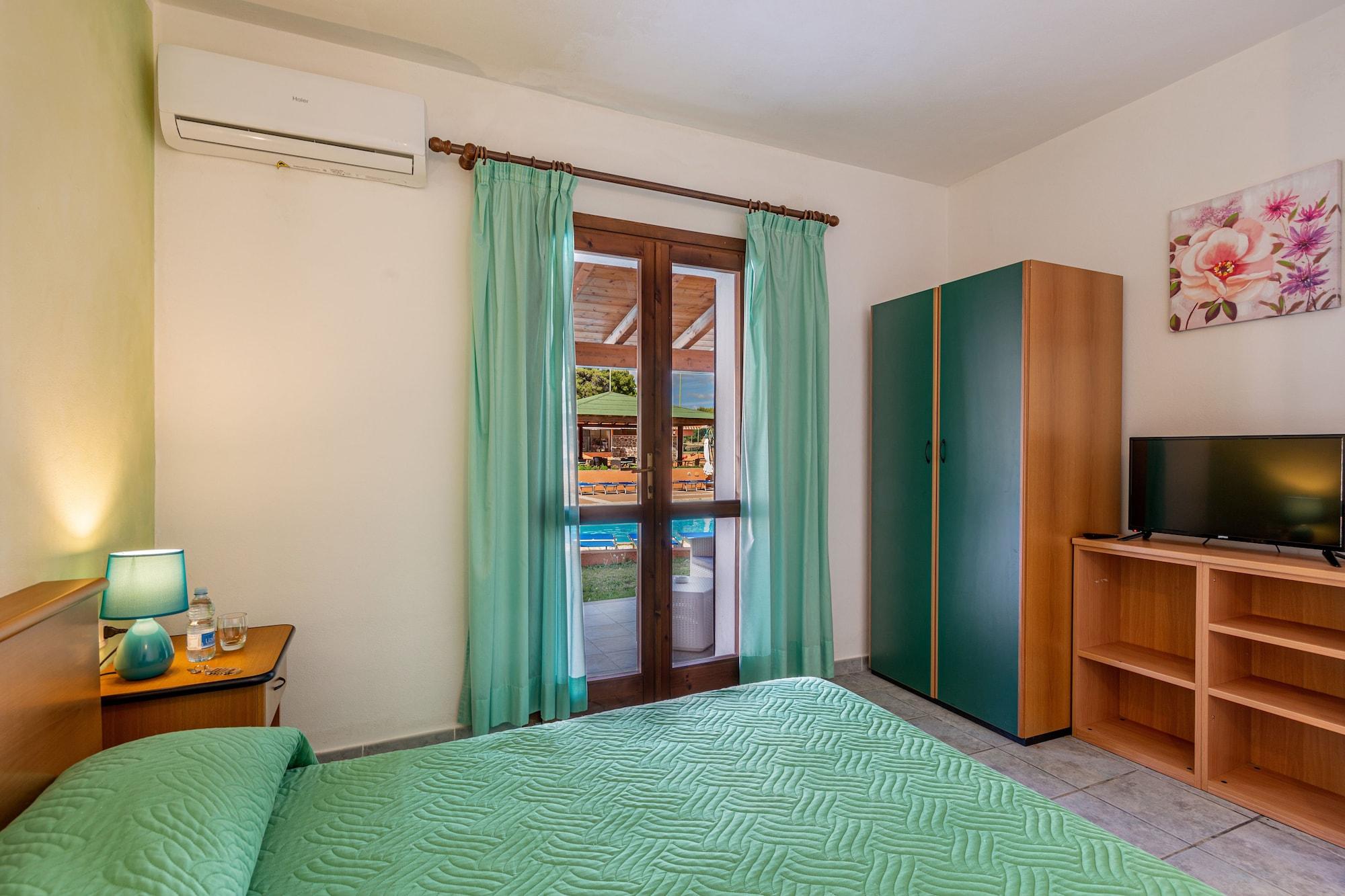 Marina Manna Hotel And Club Village Valledoria  Dış mekan fotoğraf